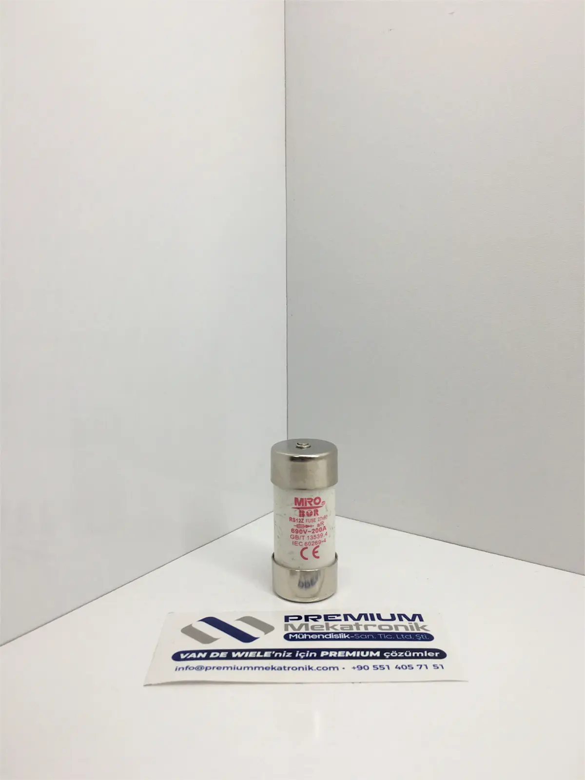 IMG_9431 690V 200A FUSE - Görsel 1